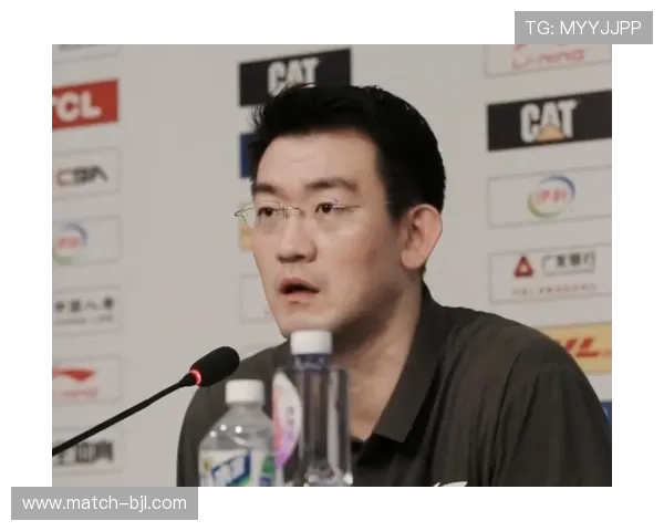 王博：深圳有贺希宁和最好的外援，攻击力也是联盟最恐怖的存在
